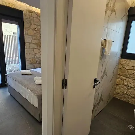 Exclusive New With Private Pool - 4br Hotel 4*