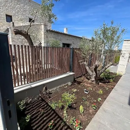 Hotel Exclusive New With Private Pool - 4br Néa Fókaia