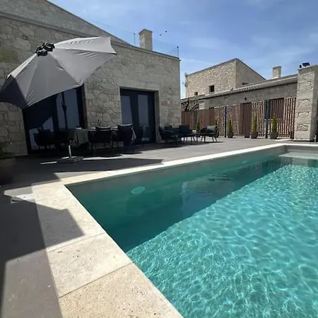 Hotel Exclusive New With Private Pool - 4br
